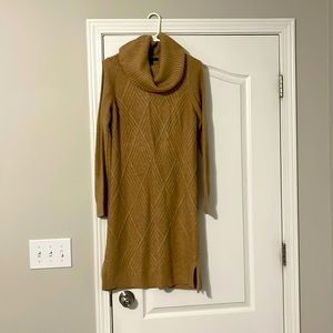 Banana Republic sweater dress size small